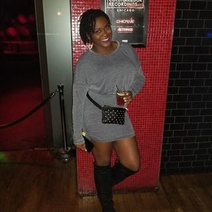 Meet your Posher, Dionne